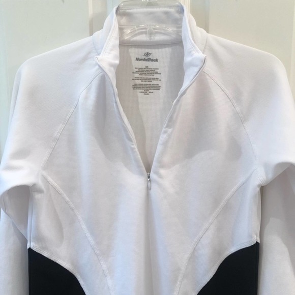 Nordic Track 1/2 Zip Top Long Sleeve Pullover Top Size Small - Picture 2 of 6